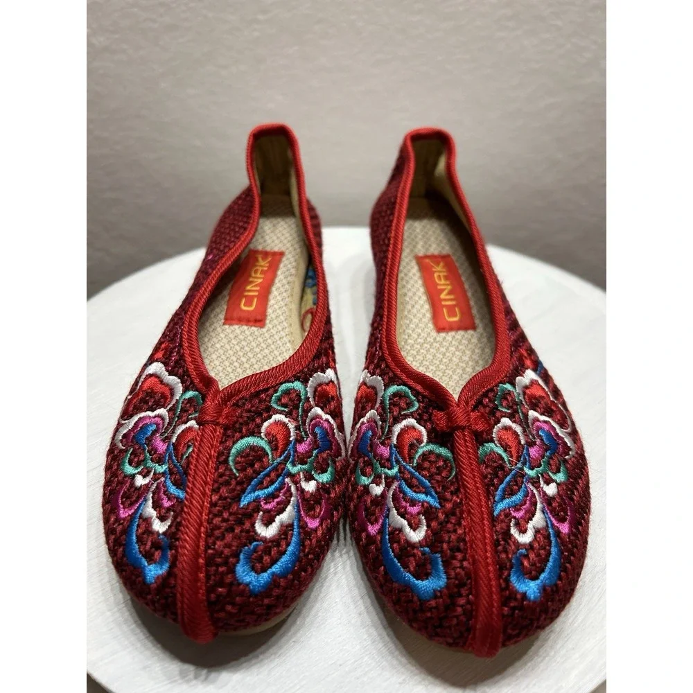 Cinak multicolored red